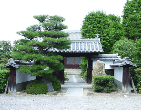 京都市伏見区　栄春寺墓地